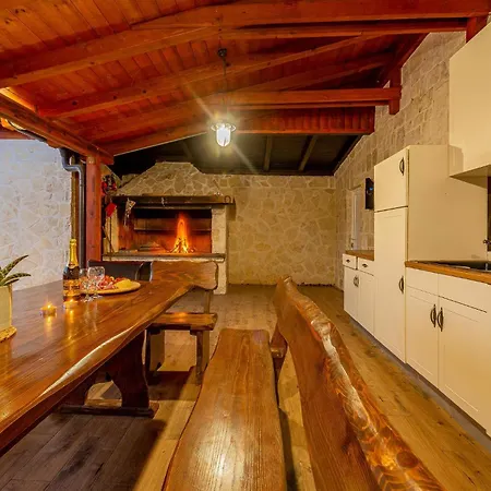 Stunning In With Wifi Holiday home